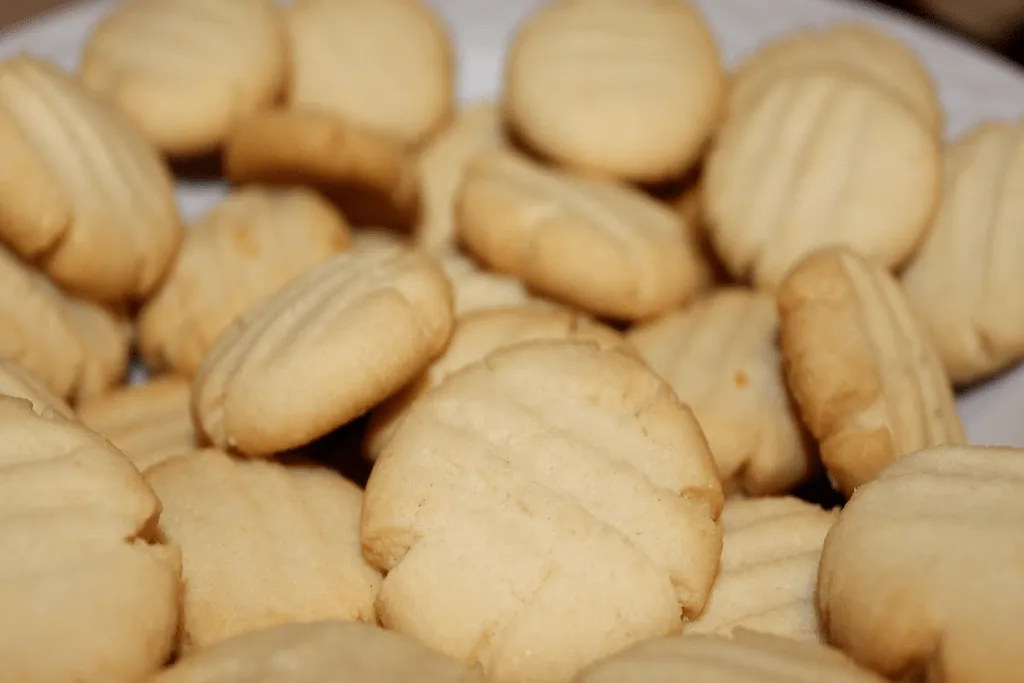 Biscoito de polvilho assado fácil amo fazer aqui vem aprender