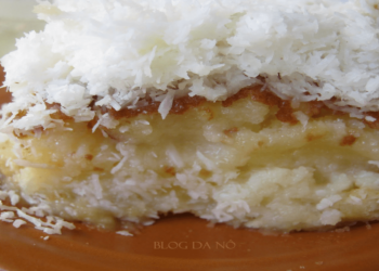 Bolo de Coco Cremoso com Leite de Coco