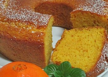 Bolo de Laranja com Cenoura