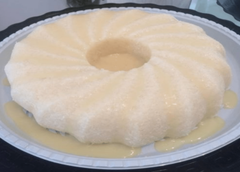 Bolo de Tapioca Cremoso que Não Vai no Forno