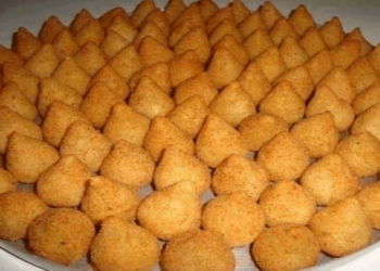 Coxinha de Frango com Massa de Leite