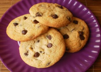 Cookies com Gotas de Chocolate Super Crocante e Gostoso