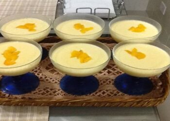 Mousse de Pêssego de 4 ingredientes