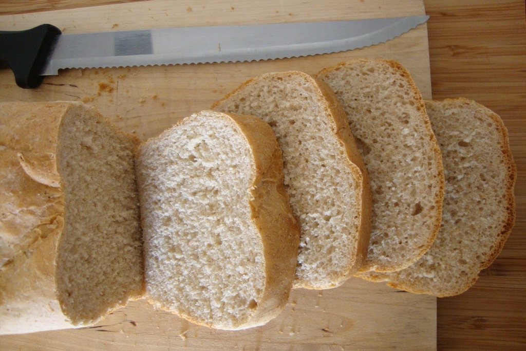 Pão de forma caseiro ideal para seu café da manhã ou lanche da tarde
