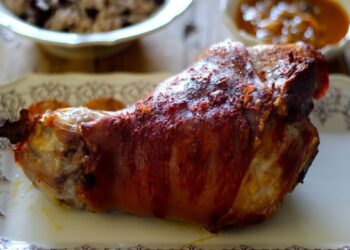 Pernil de forno com cerveja bem suculento para fazer na ceia de natal