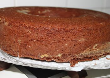 Bolo de Chocolate com 2 ingredientes