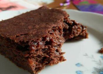 Brownie de 1 minuto sensacional que é feito no micro-ondas