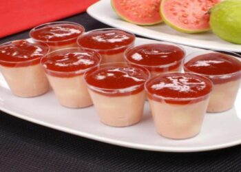 Mousse de 4 Goiabas com 3 ingredientes