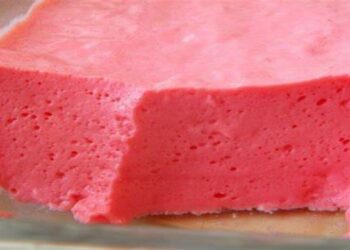 Mousse de gelatina muito fácil com apenas 3 ingredientes