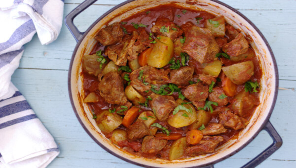 Picadinho de carne com legumes muito saboroso e prático 