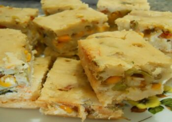 Torta de sardinha de liquidificador maravilhoso para seu lanche