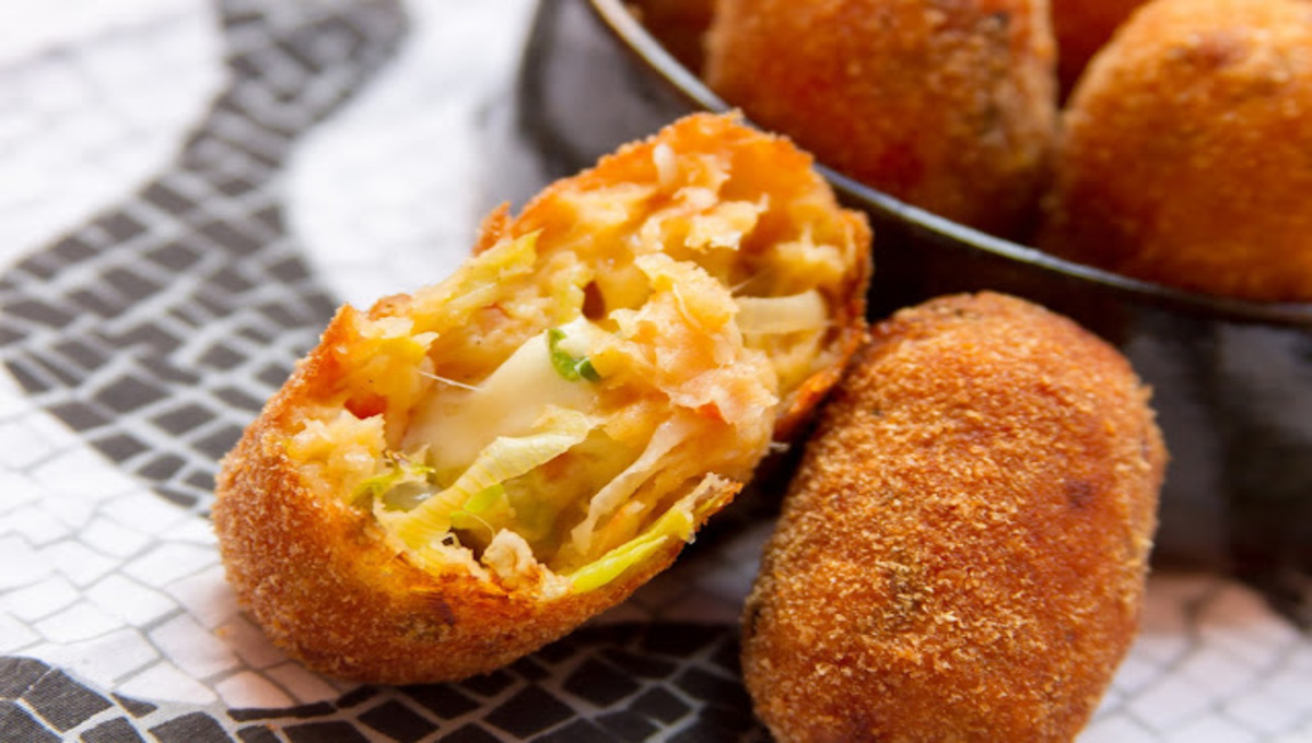 Bolinho de Alho Poró com Queijo