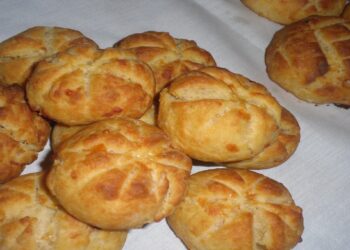 Pão de Queijo com Bacon