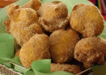 Bolinho de Chuva Sem Óleo de 10 minutos