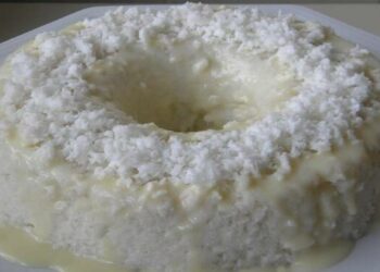 Bolo de Tapioca sem Farinha e sem Forno mais fácil que existe