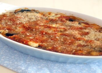 Berinjela à Parmegiana com 5 Ingredientes ótima para seu jantar em família