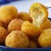 Bolinho de Batata com Queijo bem crocante muito prático de fazer