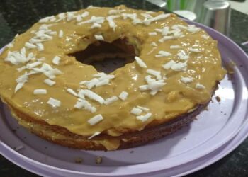 Bolo de Churros com Recheio de Doce de Leite bem Cremoso e rápido de fazer