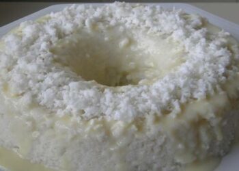 Bolo de Tapioca Granulada Sem Forno