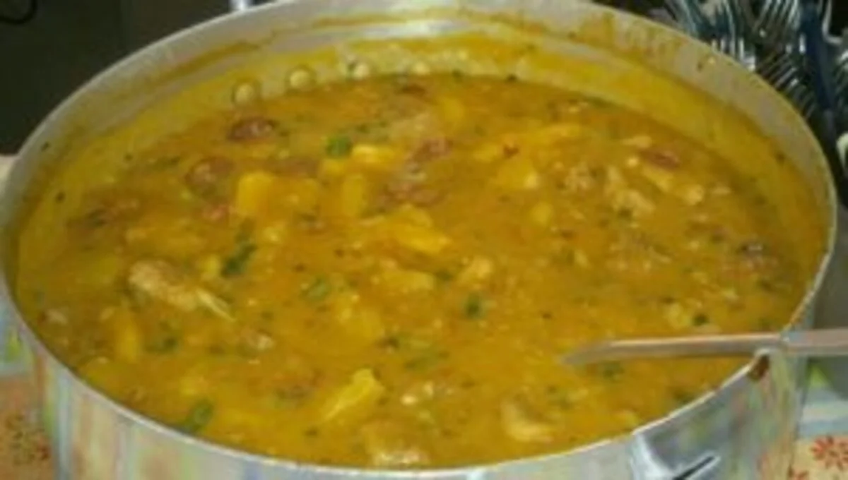 Caldo de Mandioca na Panela de Pressão