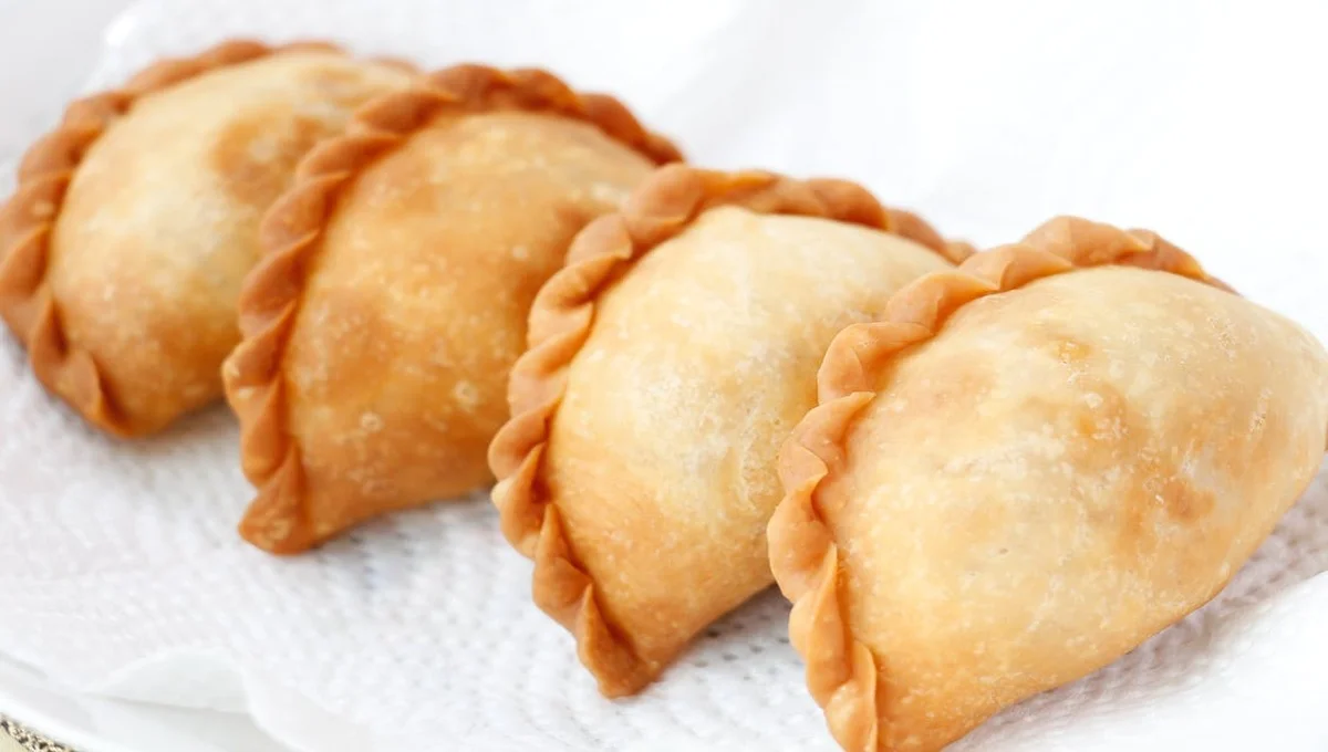 Empanada de Carne Temperada