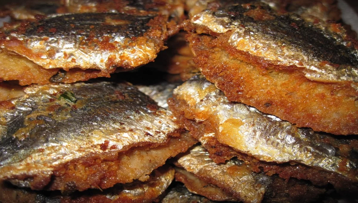 Sardinhas Fritas com Fubá