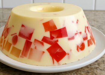 Sobremesa Mosaico de 6 Gelatinas na Travessa