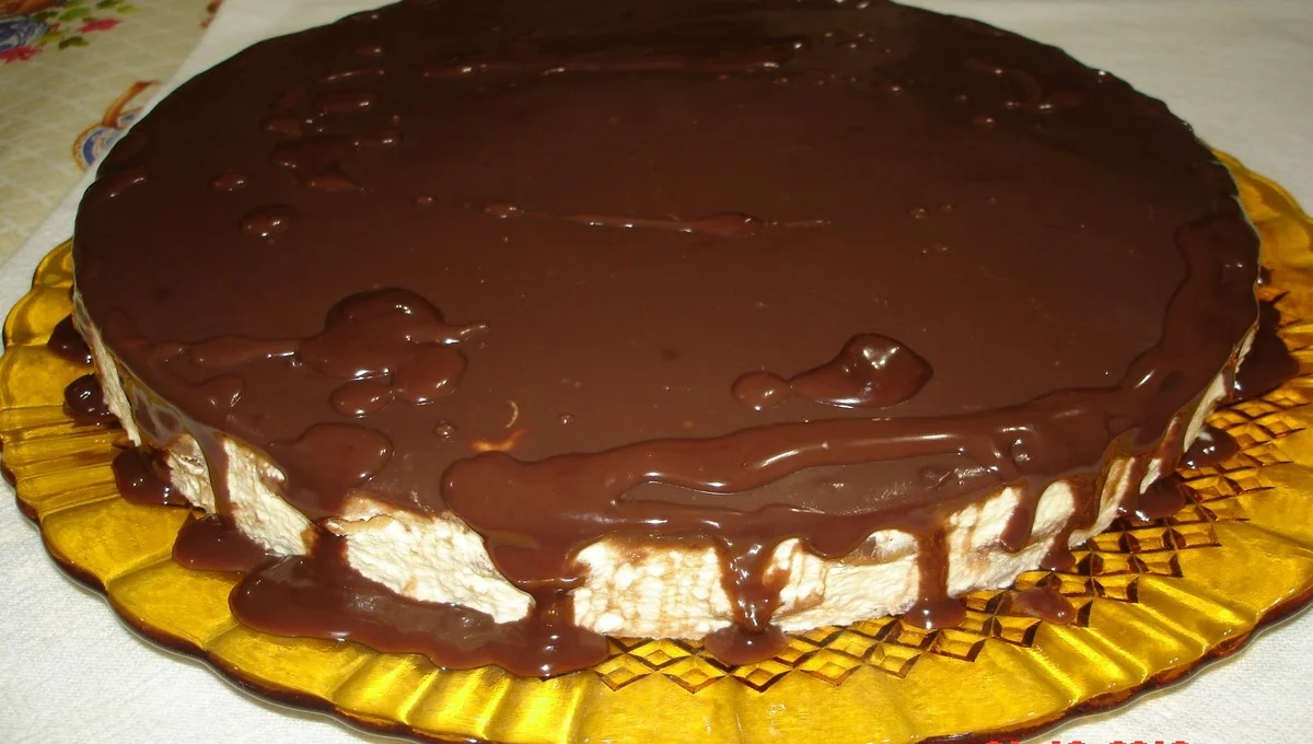 Torta Alemã Tradicional simples e fácil de fazer de sobremesa ainda hoje