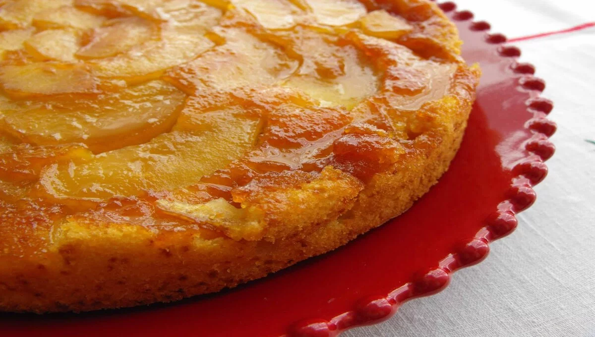 Torta de Maça de Frigideira, bem rápida, simples e muito deliciosa