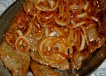 Bife Acebolado de Frigideira em 10 minutos