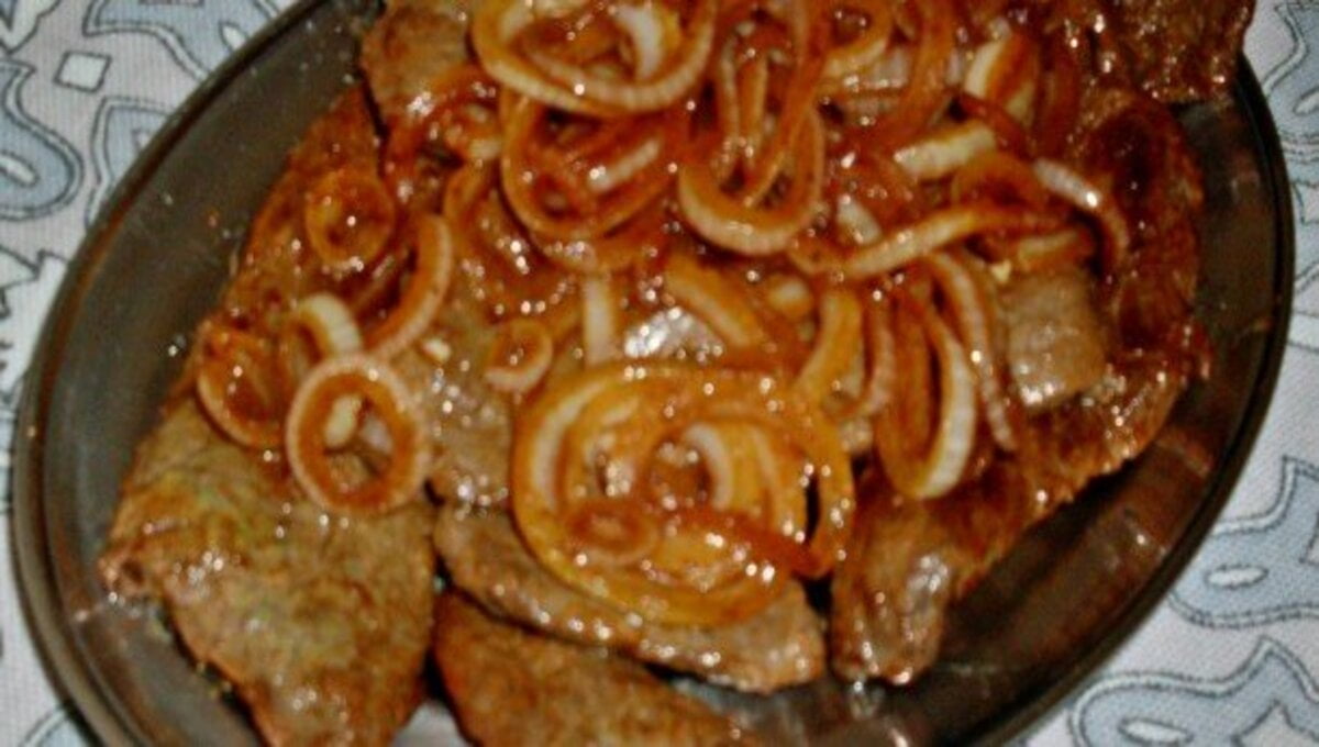 Bife Acebolado de Frigideira em 10 minutos