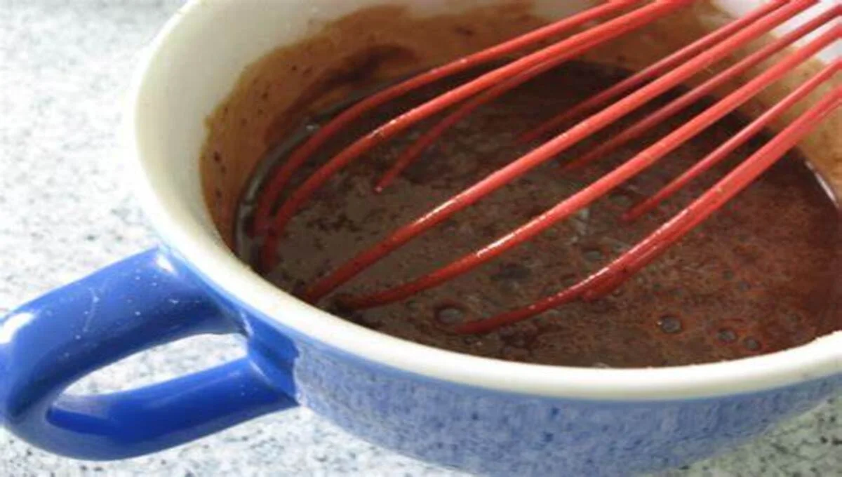 Bolo de Caneca no Micro-ondas Sem Liquidificador