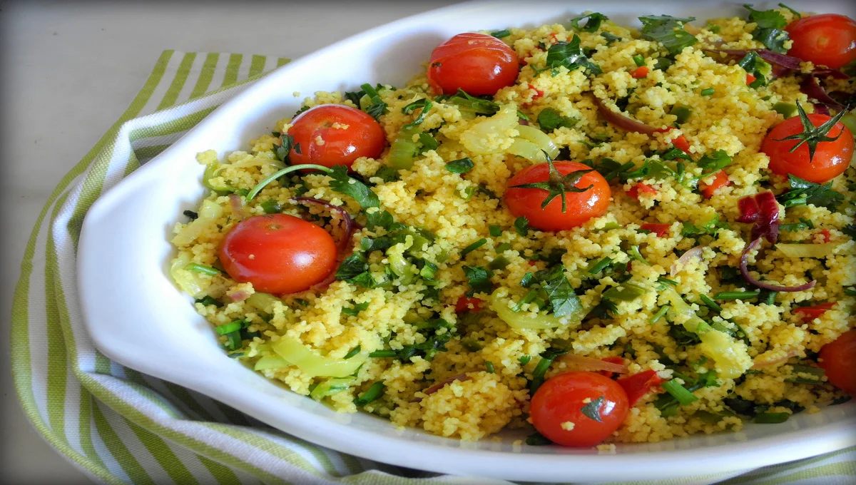 Cuscuz Marroquino com Tomate-cereja pronto em poucos minutos