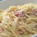 Espaguete à Carbonara com Queijo e Bacon