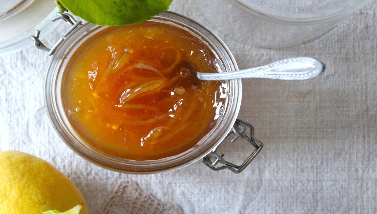 Geleia de Limão da Vovó com 4 ingredientes para pães e torradas