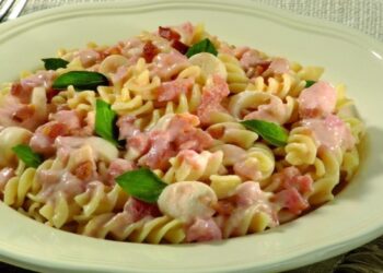 Macarrão Cremoso de 3 minutos na Panela