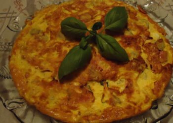 Omelete de Frigideira com Patê de Frango