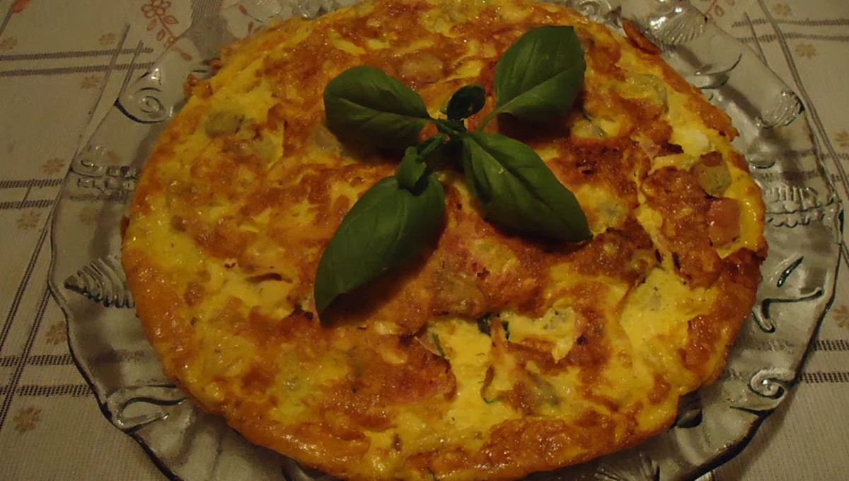 Omelete de Frigideira com Patê de Frango