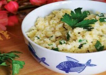 Arroz de Couve-flor com Salsinha muito saboroso e simples para sua refeição