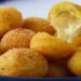 Bolinhas de Queijo Frito