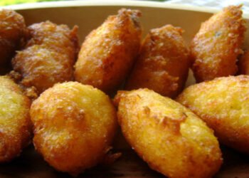 Bolinho Frito de Mandioca na Panela