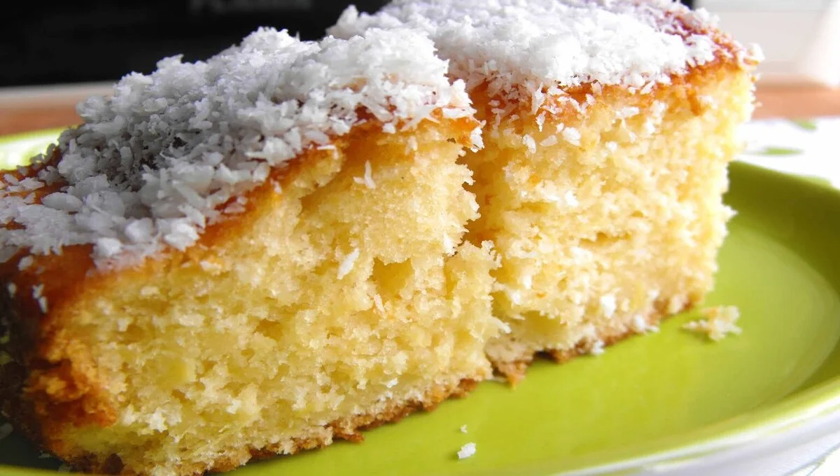 Bolo de Coco Cremoso de Liquidificador