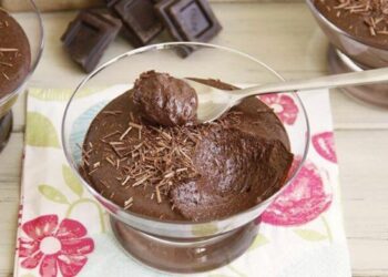 Mousse de chocolate com 3 ingredientes muito simples que todos vão amar