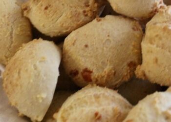 Pão de Queijo de Forno de Polvilho Azedo