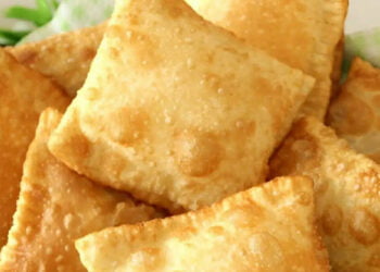 Pastel Caipira de Vento Frito