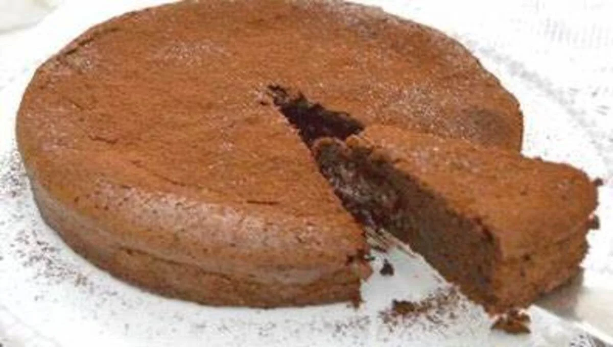 Bolo de Chocolate com Banana e Aveia