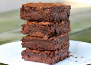 Brownie Fit com Aveia e Cacau