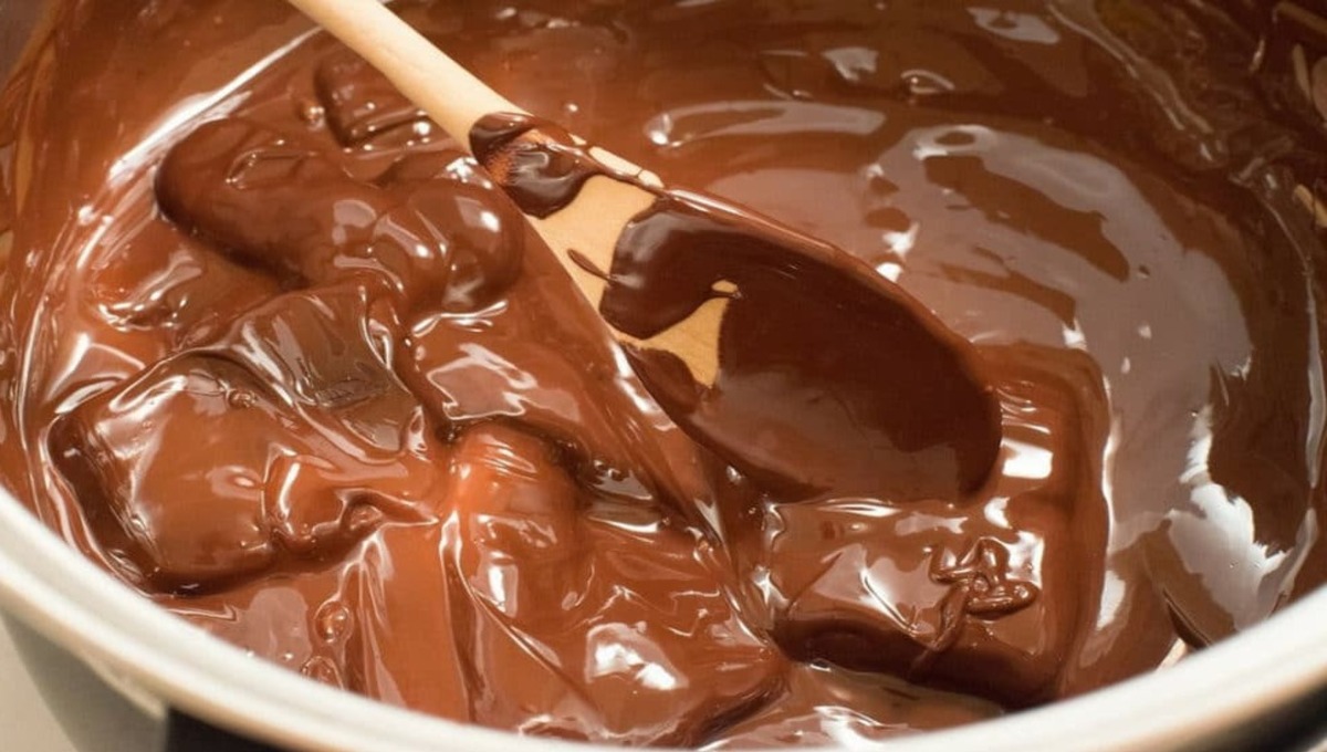 Ganache de Chocolate com 2 ingredientes