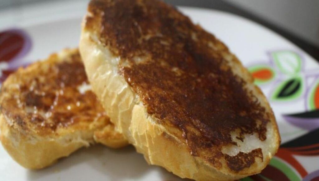 Pão na Chapa de 2 ingredientes em 5 minutos