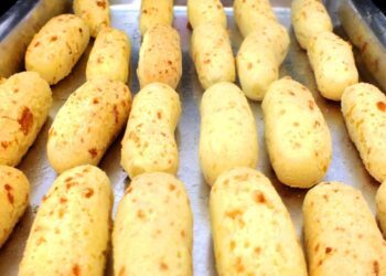 Biscoito de Queijo Frito